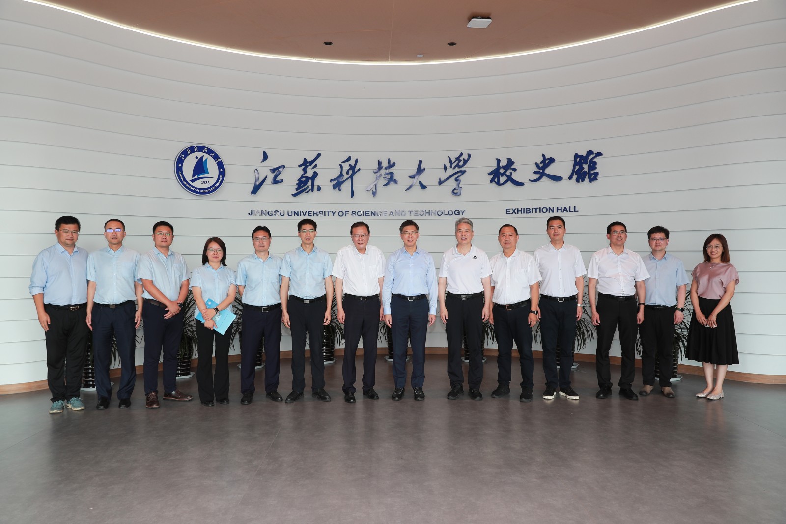 1718938852719812.jpg 1718938852719812.jpg